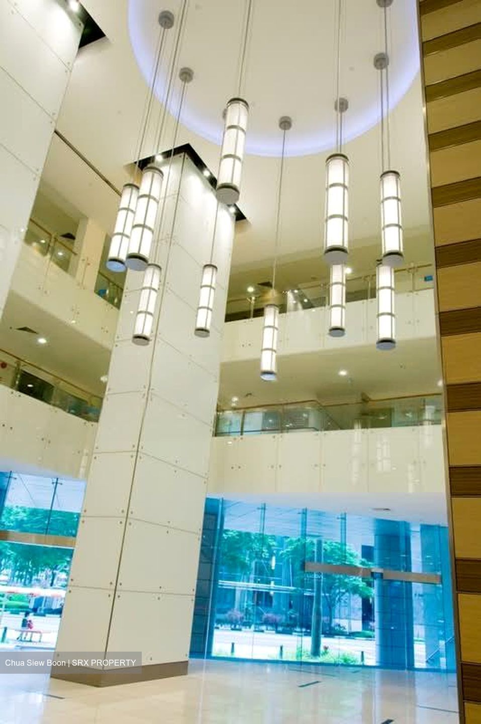 International Plaza (D2), Retail #604747251